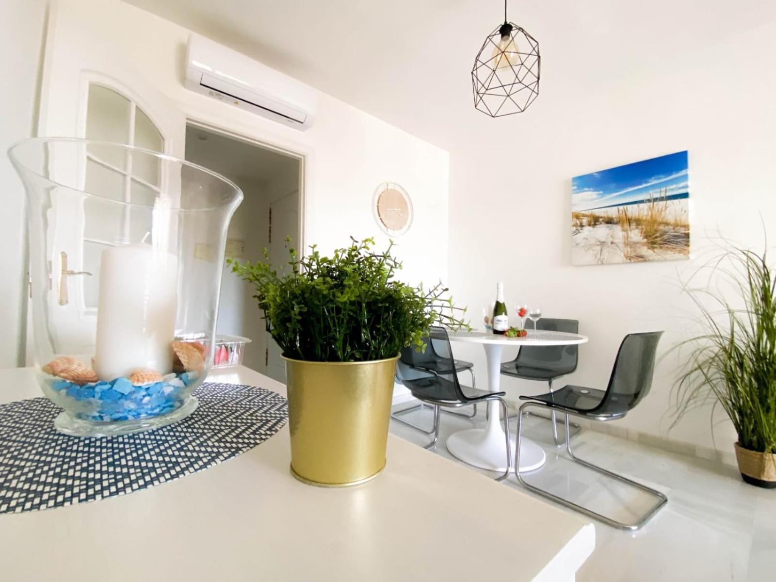 Beachside Apartment Mi Capricho Portal 7 Sitio de Calahonda Exterior photo